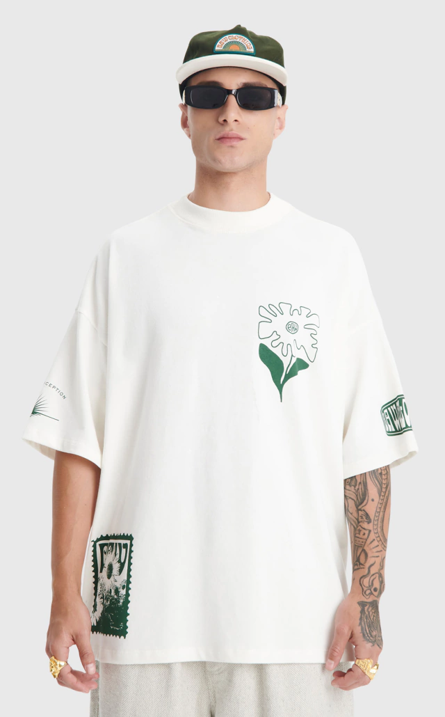 Camiseta New Over PRINTS MYSTICAL
