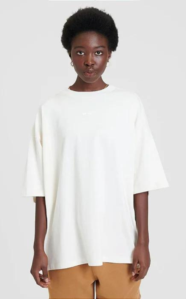 Camiseta New Over ESSENTIALS